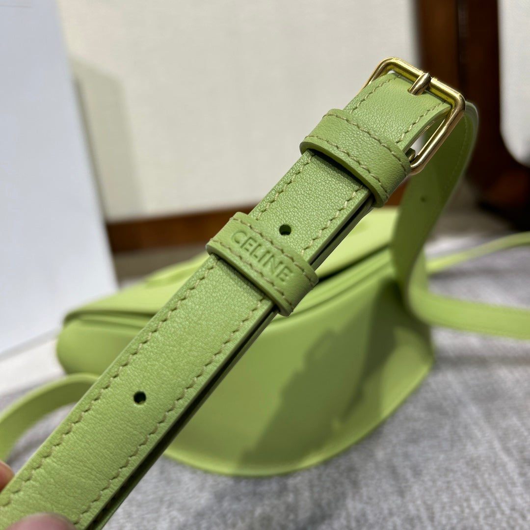 CELINE FOLCO CUIR TRIOMPHE 18 IN INCHWORM GREEN CALFSKIN