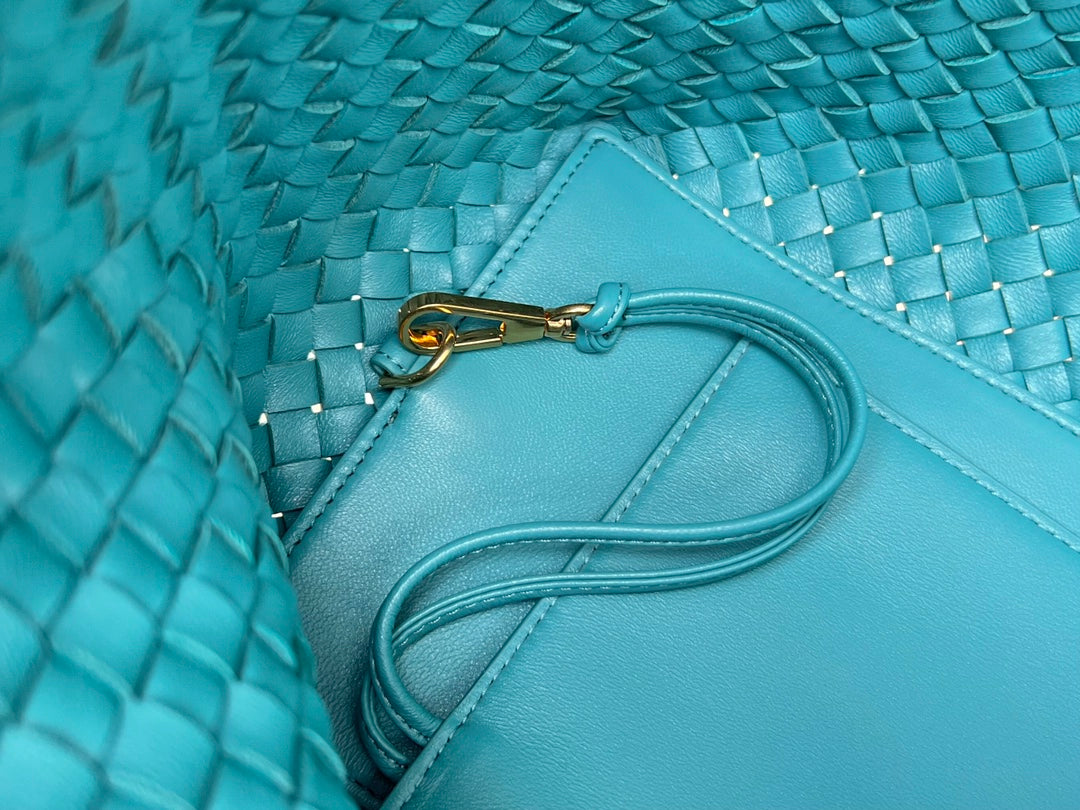 BOTTEGA VENETA SMALL CABAT 32 IN TEAL BLUE LAMBSKIN