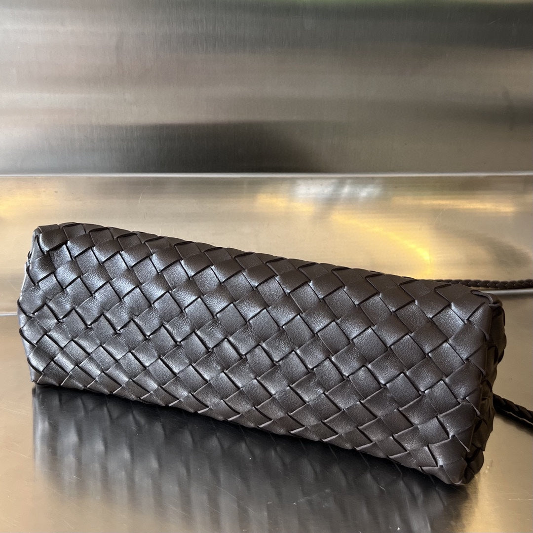 BOTTEGA VENETA SMALL ANDIAMO 29 IN DARK BROWN LAMBSKIN