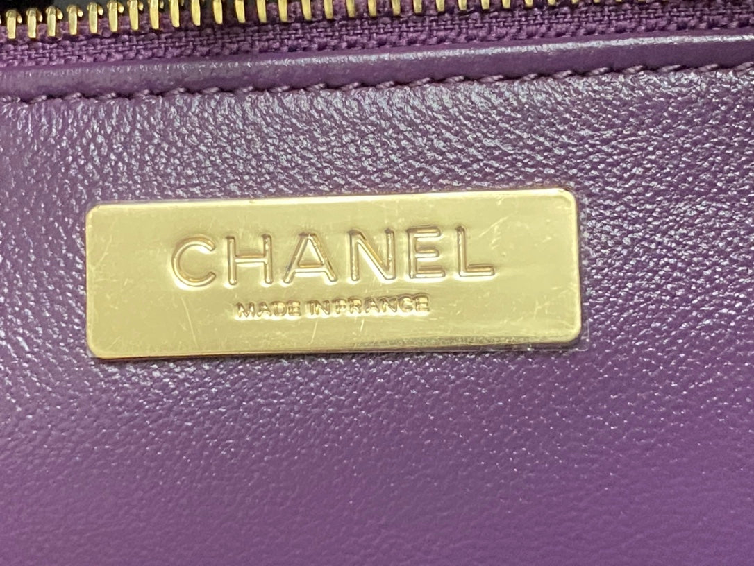 CHANEL 39 LARGE SHOPPING BAG IN VIOLET CALFSKIN